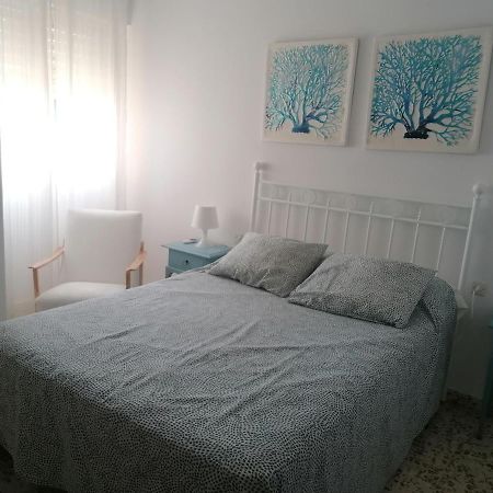 Апартаменты Piso Familiar Con Piscina Y Aparcamiento En Torre Del Mar - Edificio Ronda I Экстерьер фото