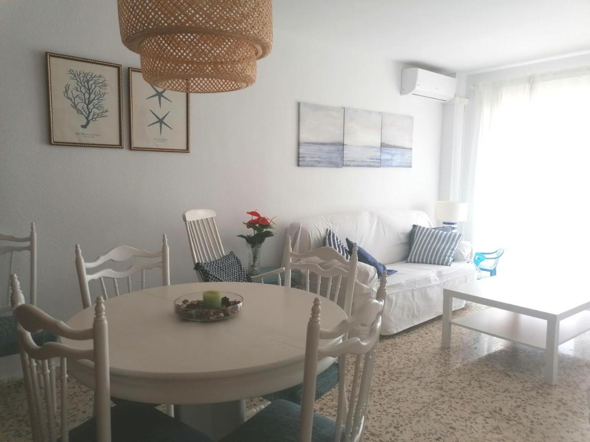 Апартаменты Piso Familiar Con Piscina Y Aparcamiento En Torre Del Mar - Edificio Ronda I Экстерьер фото
