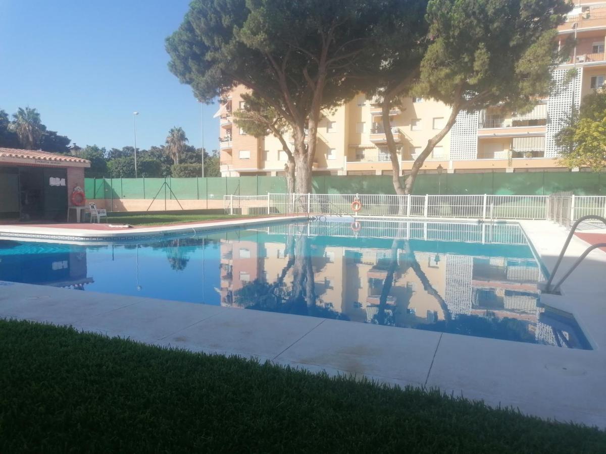 Апартаменты Piso Familiar Con Piscina Y Aparcamiento En Torre Del Mar - Edificio Ronda I Экстерьер фото